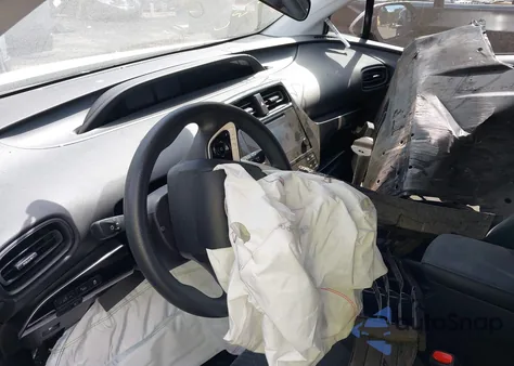 2018 Toyota Prius Two из США, поврежденный, VIN JTDKBRFU6J3072810